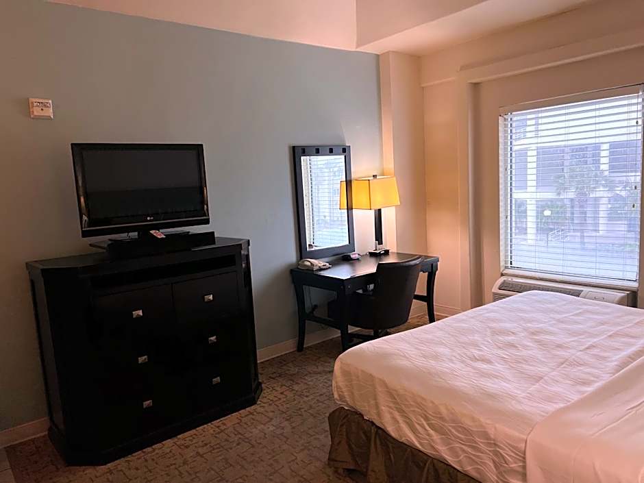 Suites at Sunchase