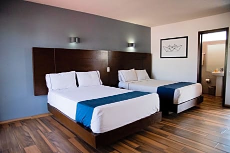 Hotel Expo Plaza Business and Family Guadalajara