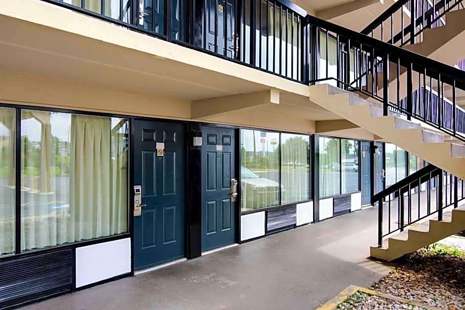 Motel 6-Macon, GA