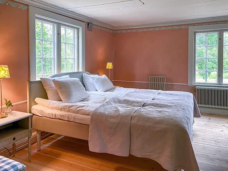 Trädgårdshotellet Årås Säteri och Trädgårdar