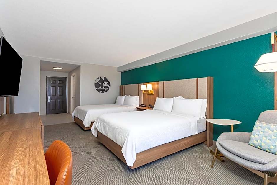 Photo 1 of 3 of Standard 2 Queen Beds, City View