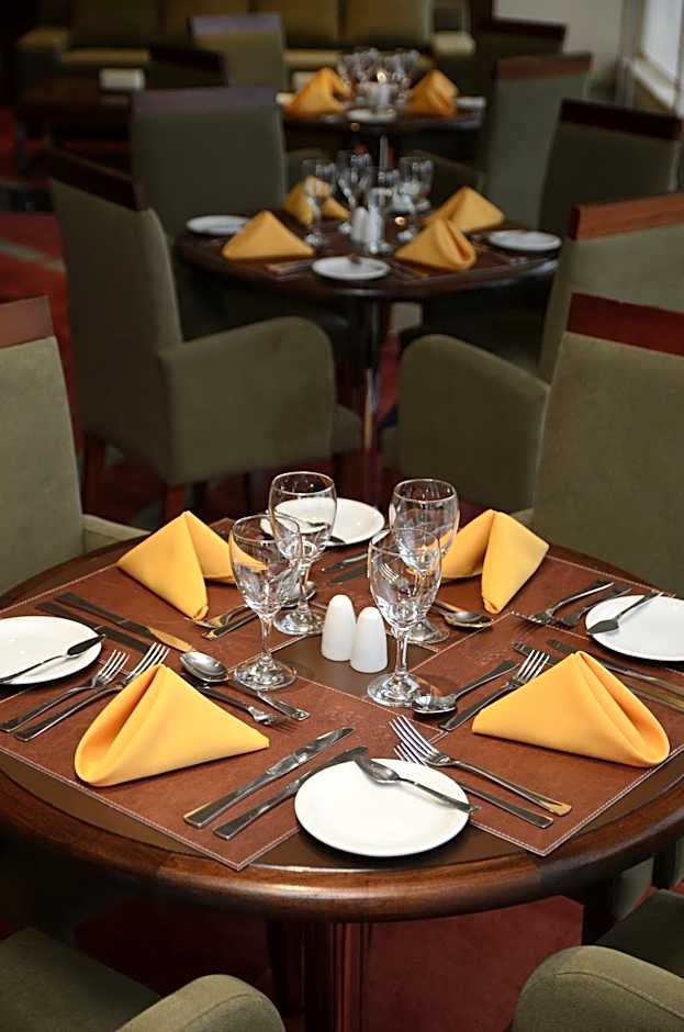 Grand Crucero Hotel