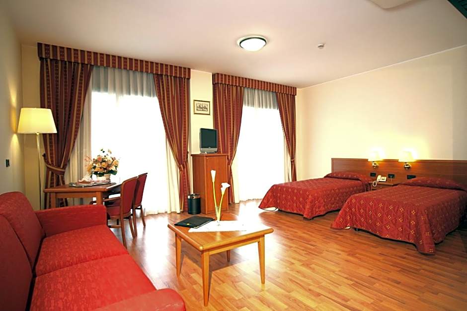 Foto 1 de 2 de Family Junior Suite