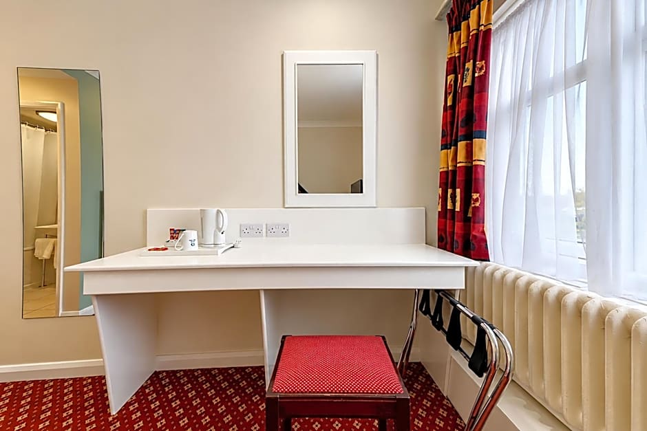 Belvilla Crewe Arms Hotel