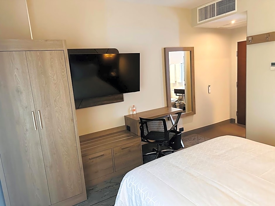 Holiday Inn Express Mexico City Satelite By IHG