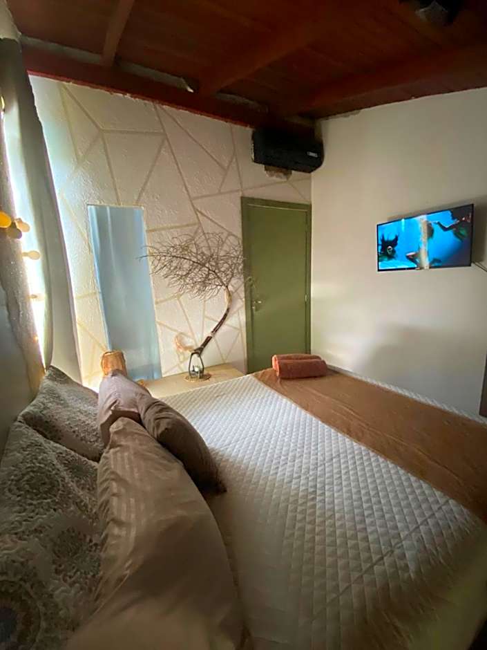 Estaleiro Casa Hotel