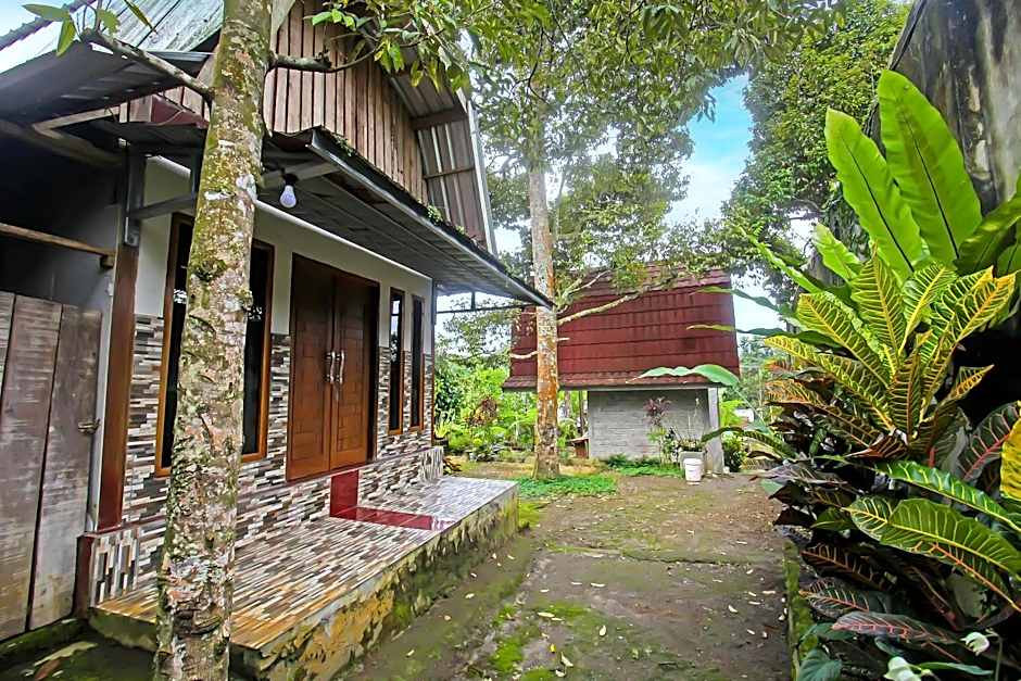 Hotel O Awenk Homestay Near SD Gunung Wakul