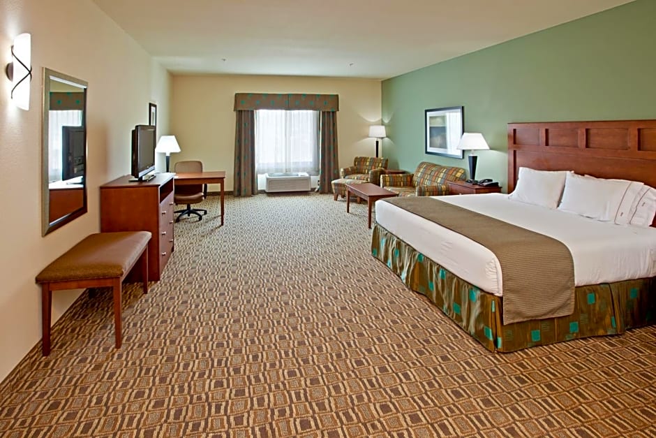Holiday Inn Express & Suites Ripley By IHG
