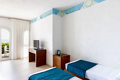 Premium Quadruple Room