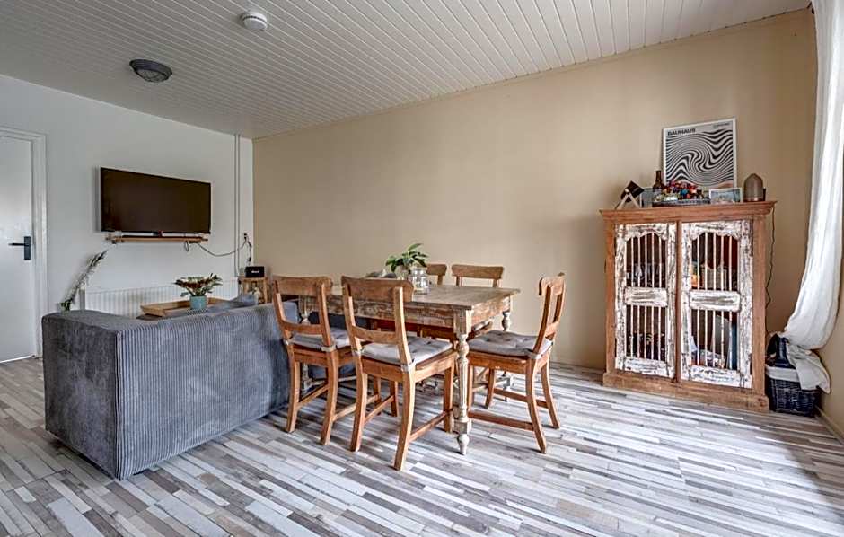 Ride by the Sea Guesthouse