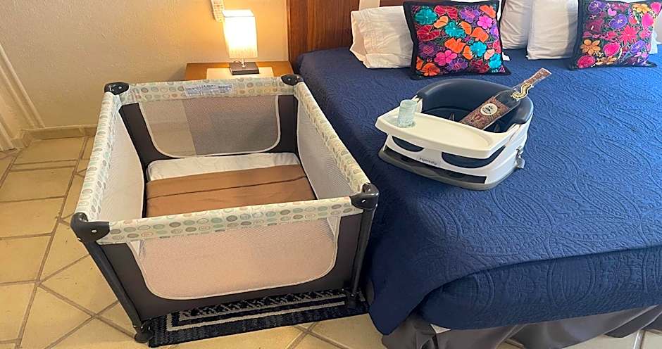 Ocean Front, 3 bedroom, 3 bathroom, Casa Natalia, Playa Esmeralda