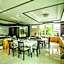 Excella Hotel