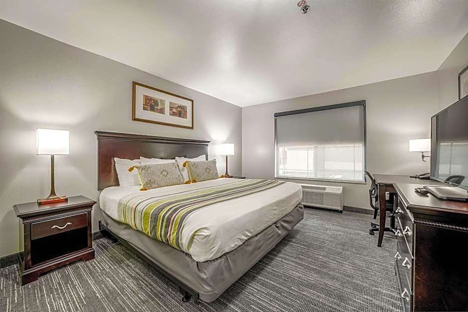 Country Inn & Suites by Radisson, Ontario at Ontario Mills, CA