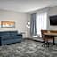 Hampton Inn By Hilton And Suites Charlotte Huntersville