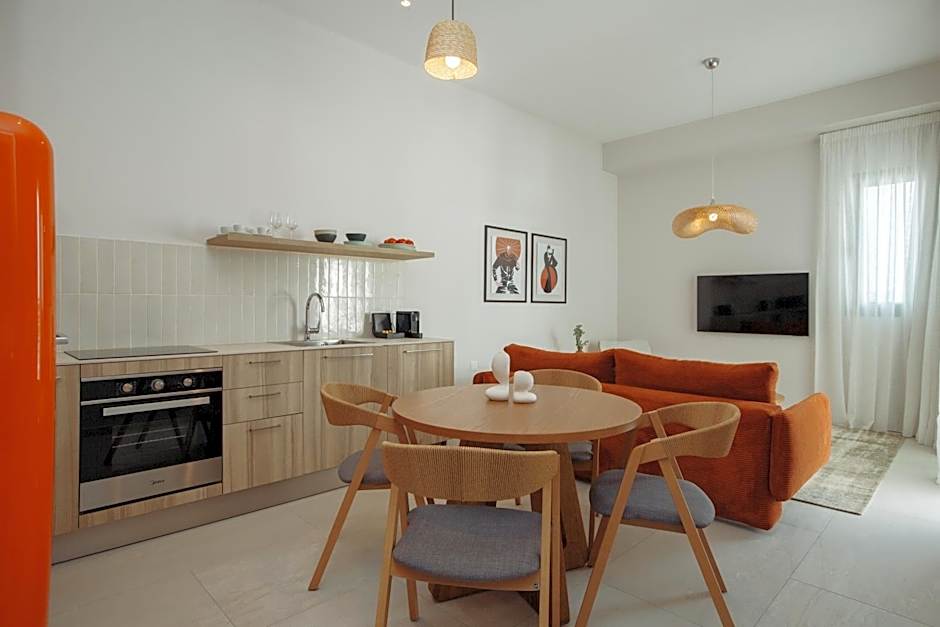 Larnaca LIV & CO Suites
