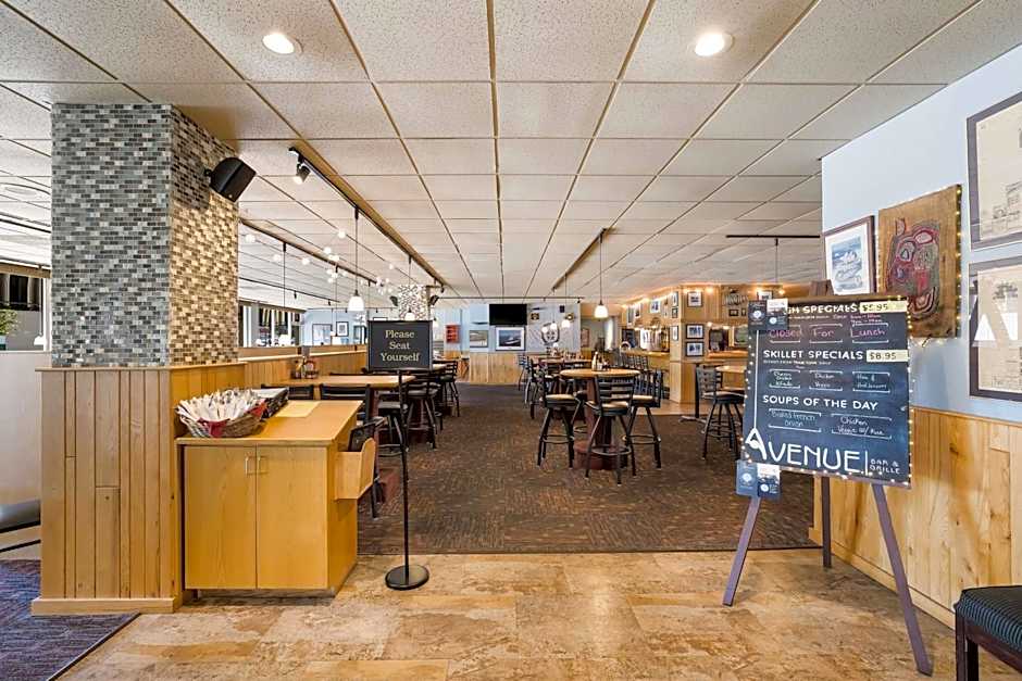 Best Western Riverfront Inn