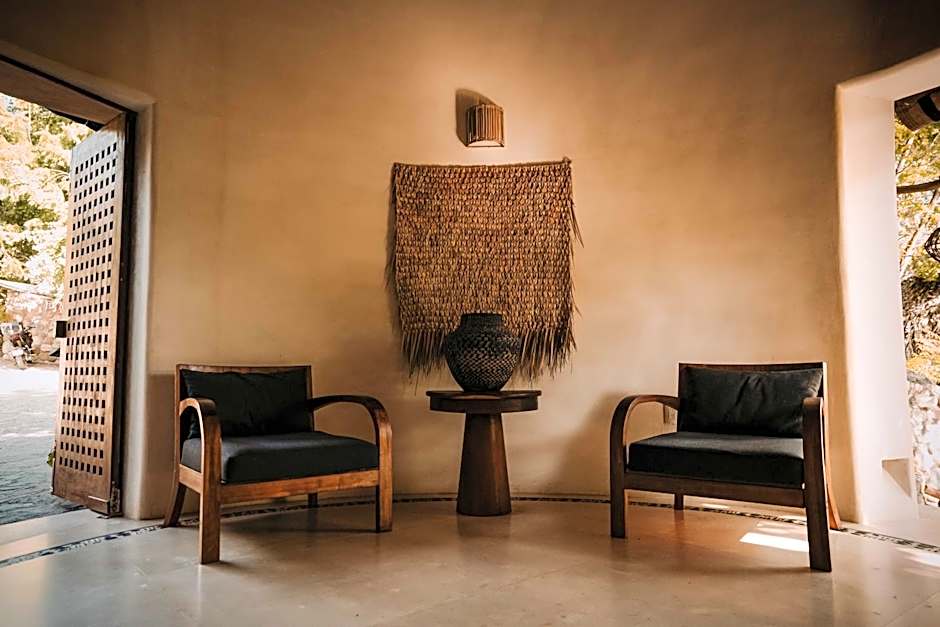 ZOA Hotel - Adults Only