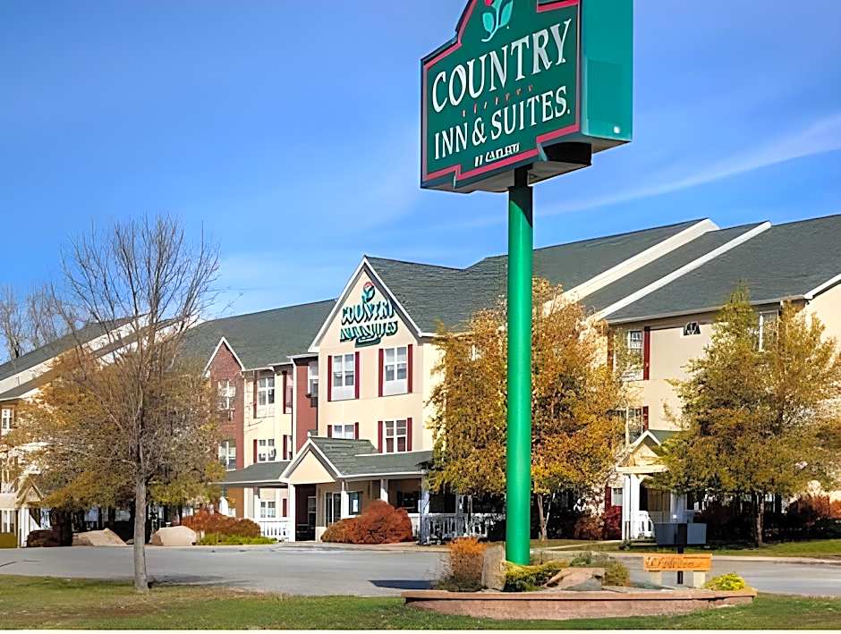 Country Inn & Suites by Radisson, Mason City, IA