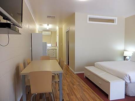 Holiday Unit 6 Berth