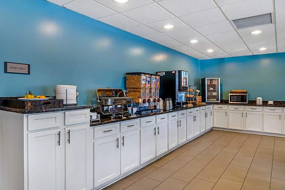 Country Inn & Suites by Radisson, Rossford - Toledo South