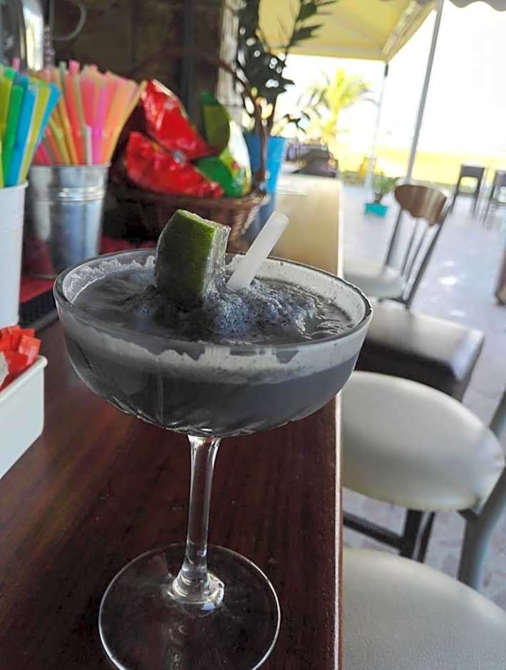 UMBRELLA BEACH APARTMENTs