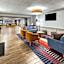 Garner Hotel Norman University Area By IHG