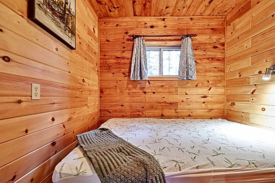 Photo 1 of 12 of Cottage
