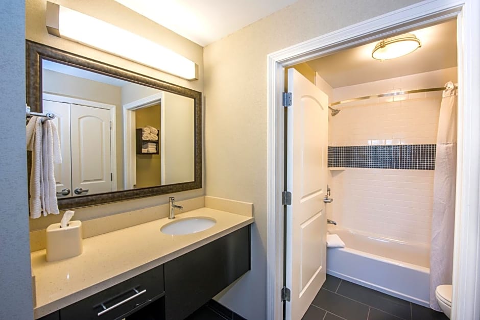 Staybridge Suites Albany Wolf Rd-Colonie Center