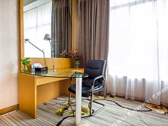 Cheerful Hotel