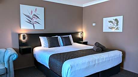 Highlands Motor Inn