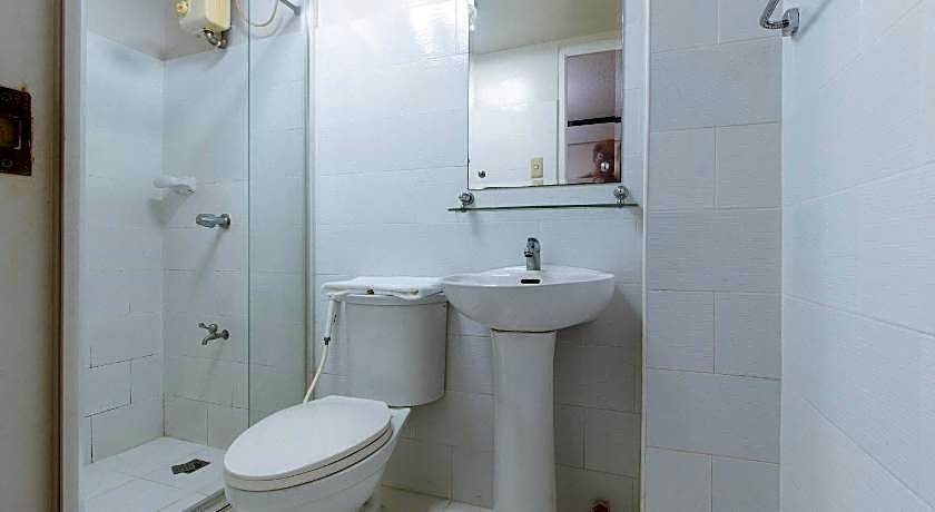 El Rico Suite Makati by RedDoorz