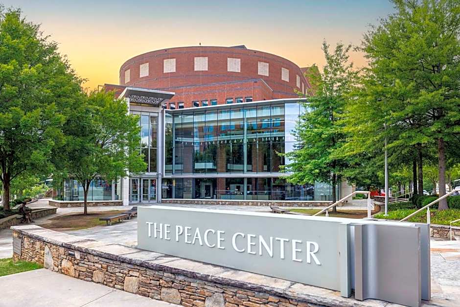 Hilton Greenville
