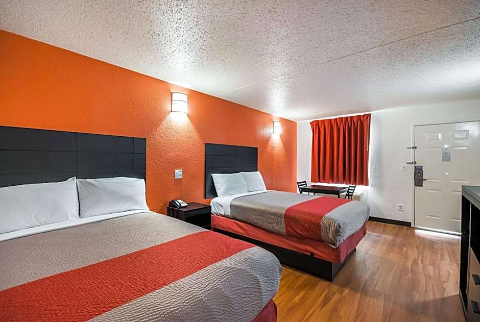 Motel 6-Houston, TX - Brookhollow