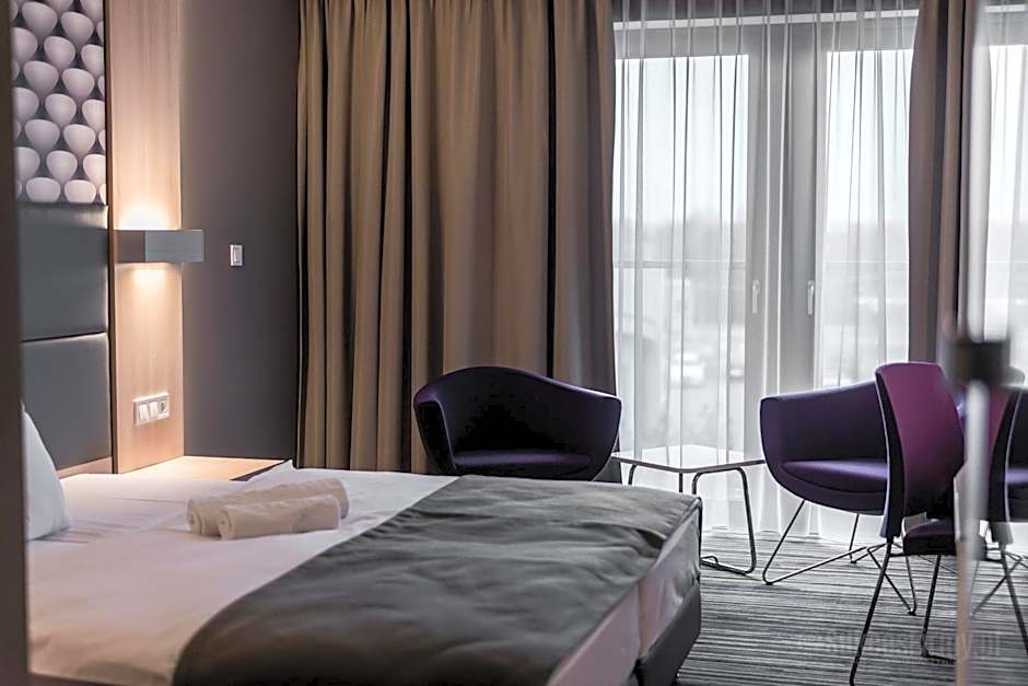 Hotel Astone Conference & Spa