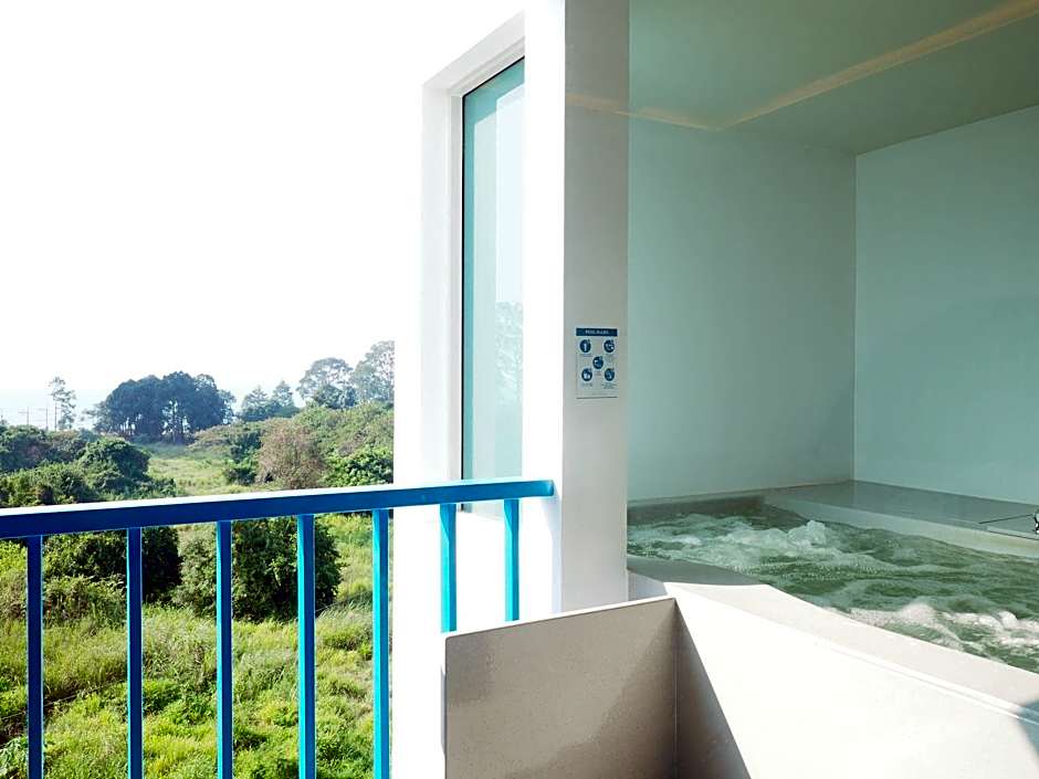 Costa Village Bangsaray