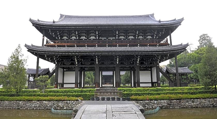 Sotetsu Fresa Inn Kyoto-Shijokarasuma