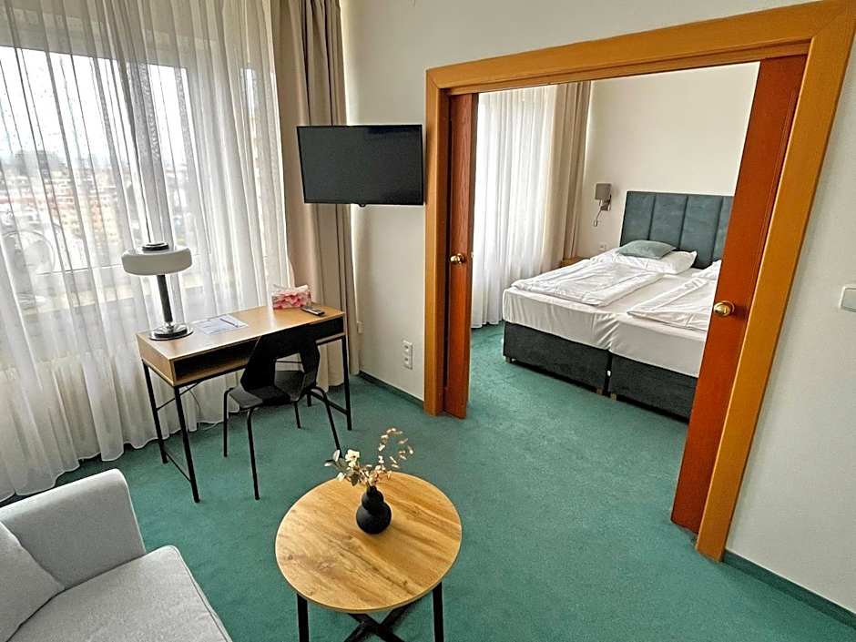 Hotel ILF