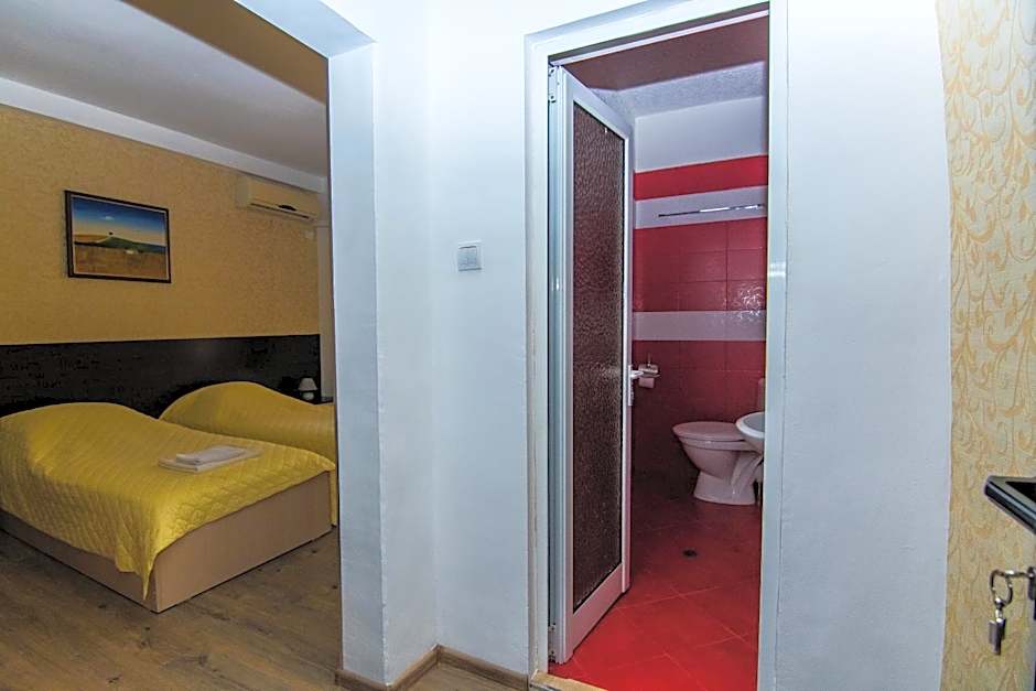 Vida Family Hotel -Top Central Location