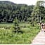 Aktivhotel & Gasthof Schmelz Ihr familienfreundliches Urlaubs Hotel mit Wellness, Almsauna, Chiemgau Karte