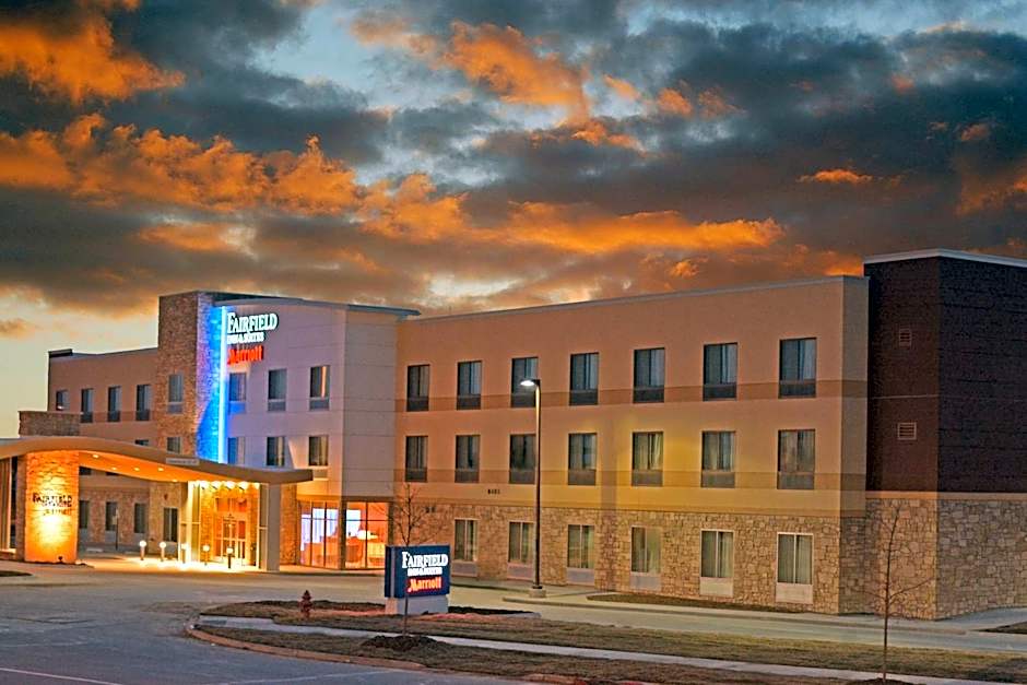 Fairfield Inn & Suites by Marriott Lincoln Southeast
