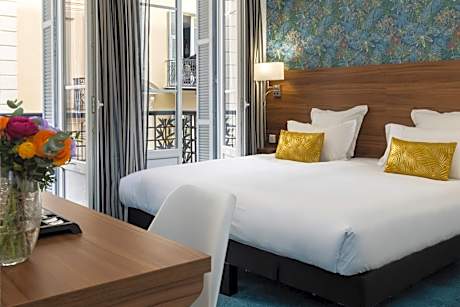 Superior Double Room with Balcony