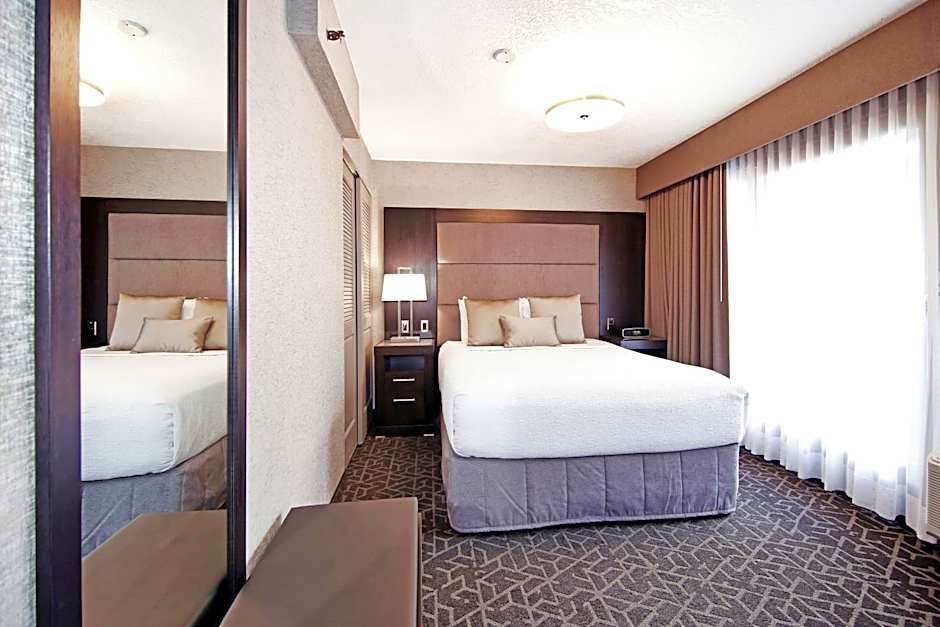 Best Western Plus Banff International Lodge