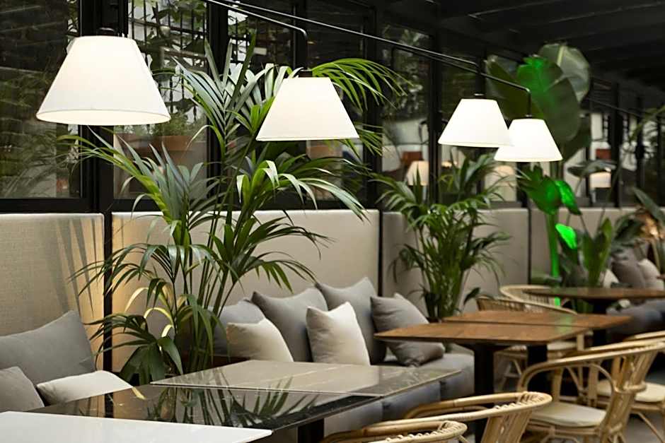 ICON Embassy by Petit Palace