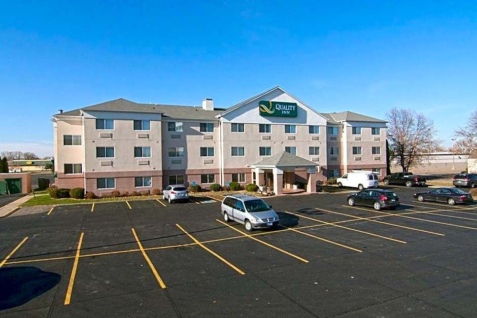 Quality Inn - In the business district