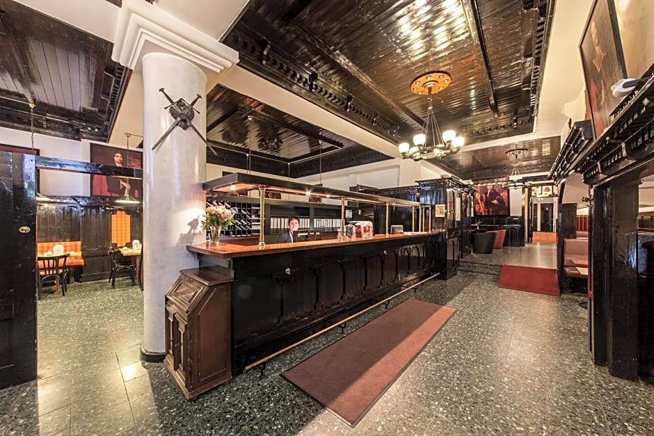 Hotel Ahl Meerkatzen Koln