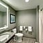DoubleTree By Hilton Hotel Bloomington