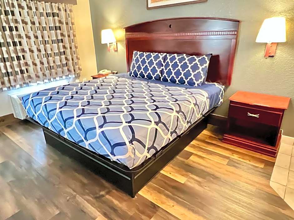 Magnolia Inn and Suites