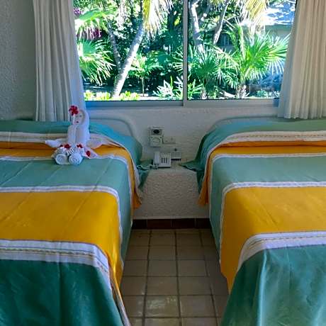 Bungalow with Two Double Beds