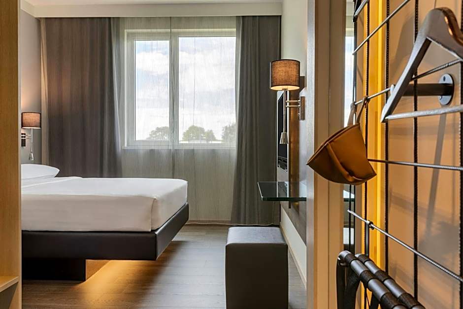 Moxy by Marriott Milan Malpensa Airport