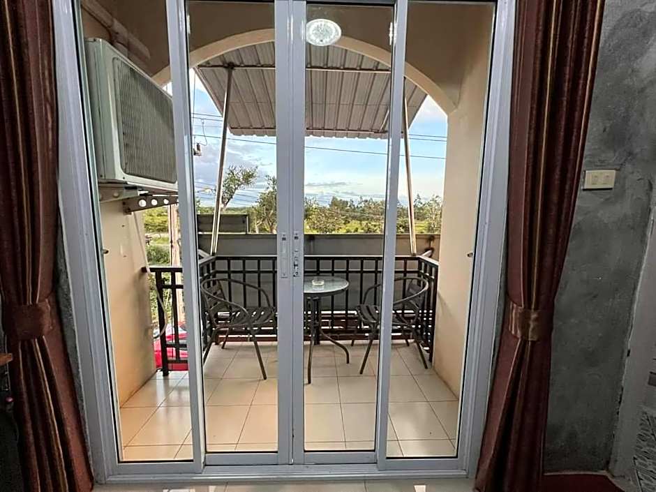 baankhuninn urt airport